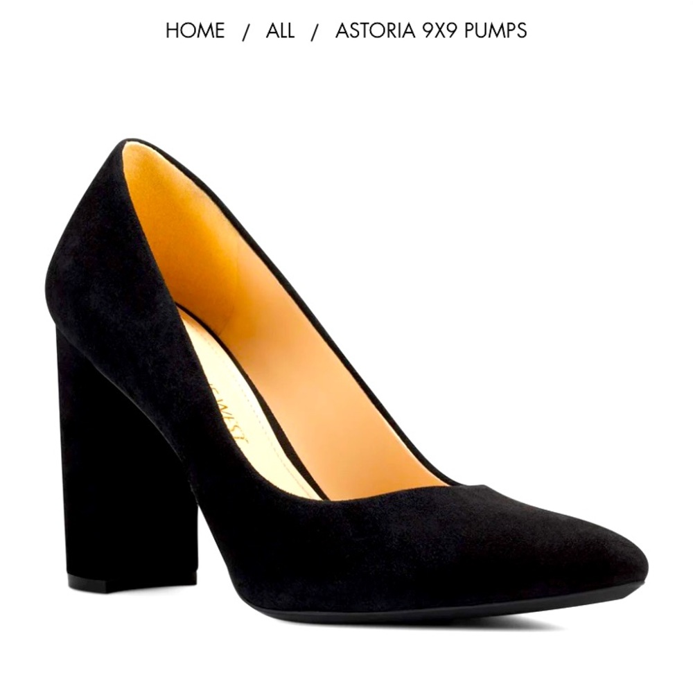 Nine West's Astoria 9x9 pumps Size 8 M